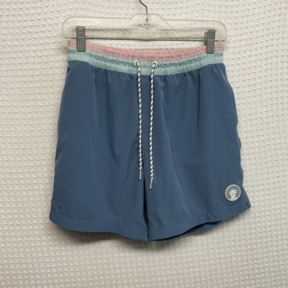 Chubbies Small Blue Drawstrings Mesh lined Gravel Road Swim Trunks Men Vietnam